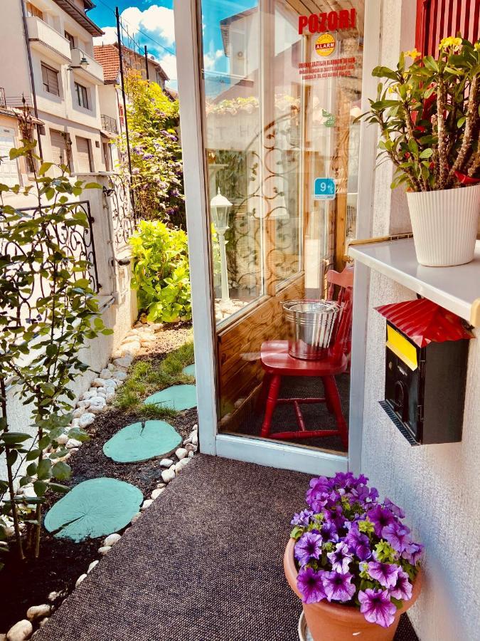 Halvat Guesthouse SJJ Eksteriør billede