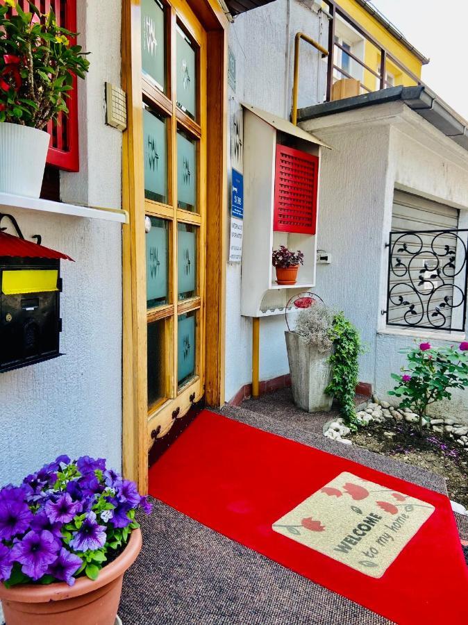 Halvat Guesthouse SJJ Eksteriør billede