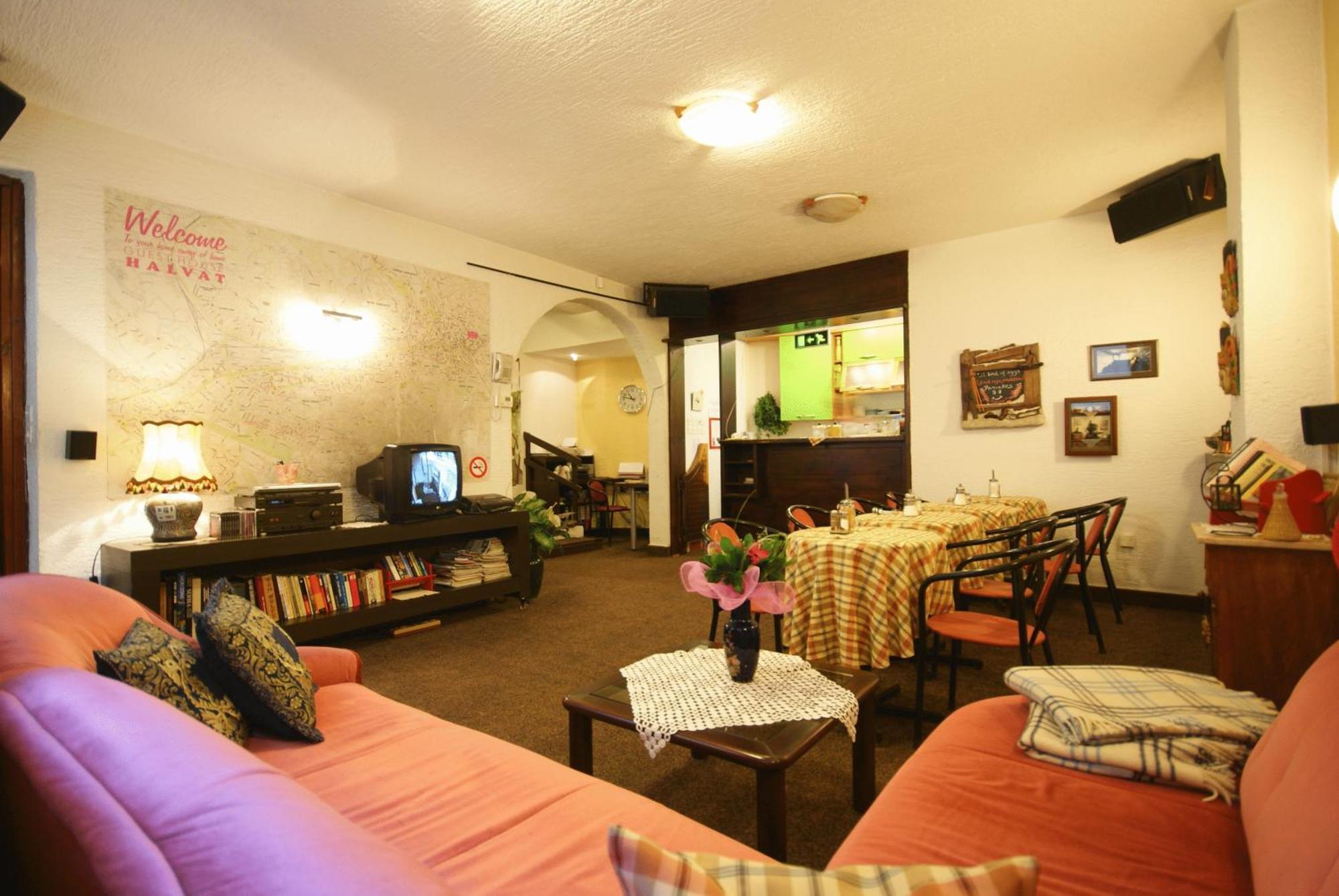 Halvat Guesthouse SJJ Eksteriør billede