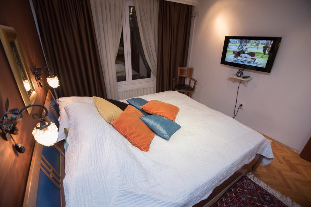 Halvat Guesthouse SJJ Eksteriør billede