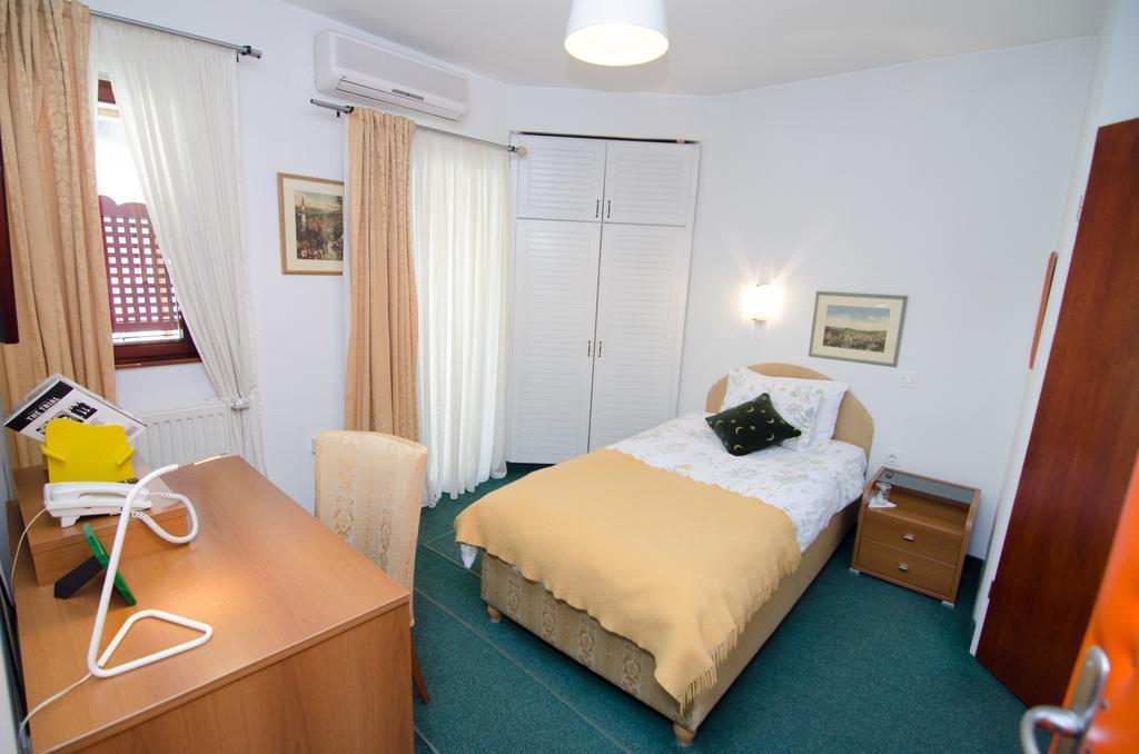 Halvat Guesthouse SJJ Eksteriør billede